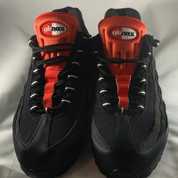 Nike Air Max 95 - Black & Red - Picture 2 of 7